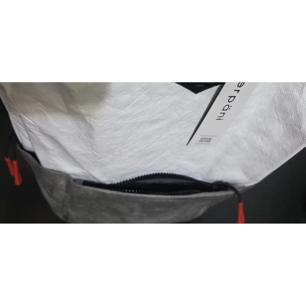 NEW Sherpani Mia TVK Ultralight White Gray Hike Outdoors Backpack‎ Casual Pack